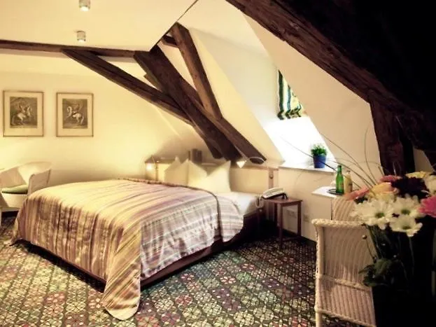 Munchner Hof Und Blauer Turm Otel Regensburg