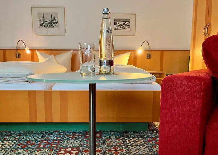 Hotel Muenchner Hof Und Blauer Turm 4*