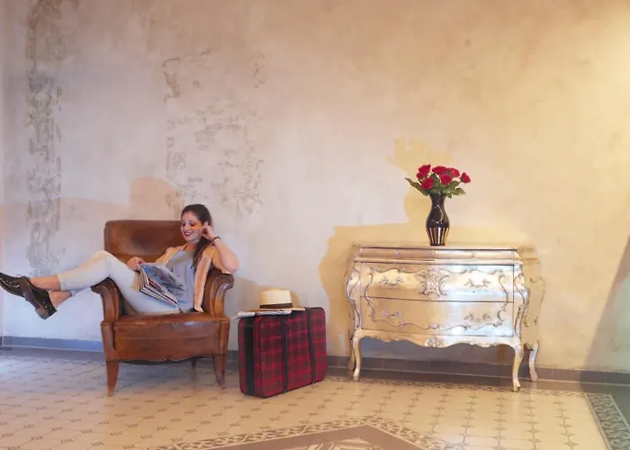 Muenchner Hof Und Blauer Turm