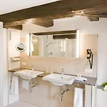 Muenchner Hof Und Blauer Turm Hotel 4*