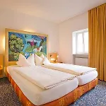 Münchner Hof Und Blauer Turm Hotel 4*