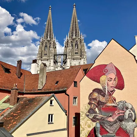 Münchner Hof Und Blauer Turm 4*