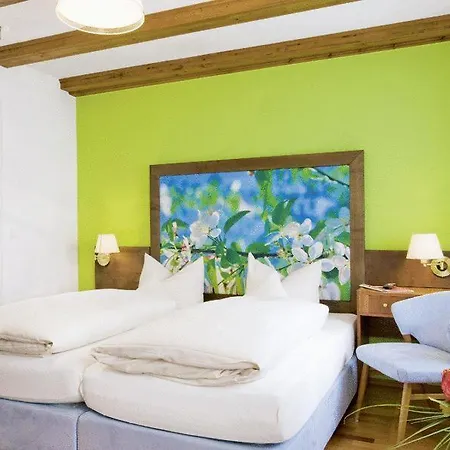 Münchner Hof Und Blauer Turm Hotel 4*