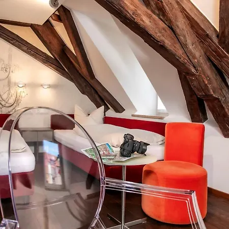 Muenchner Hof Und Blauer Turm 4*